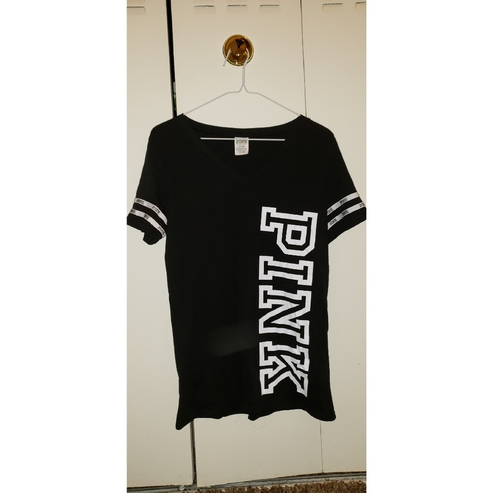 VS Pink T-Shirt